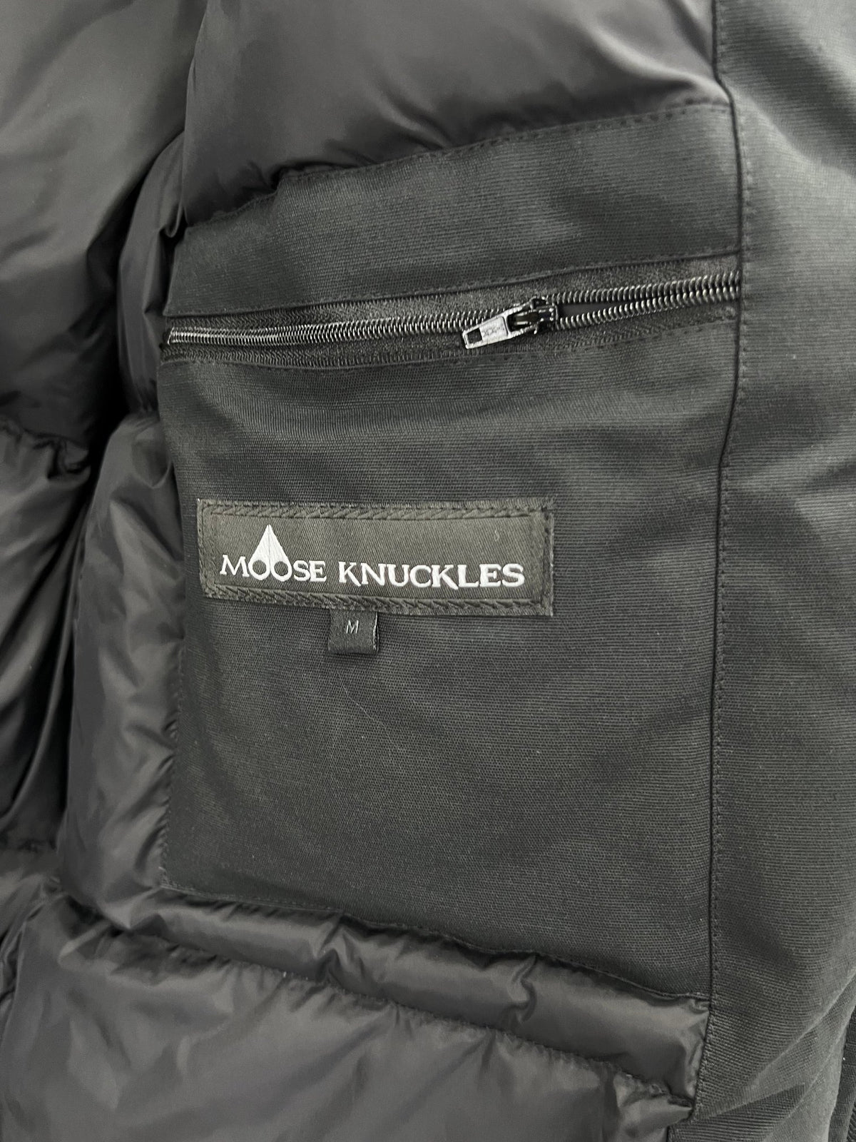 Moose Knuckles Men's Long Hooded Parka – Black