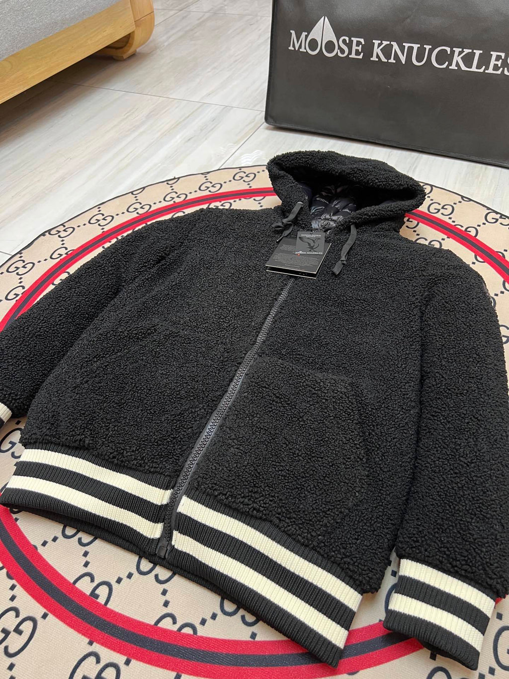 Moose Knuckles Hooded Sherpa-Style Zip Jacket – Black