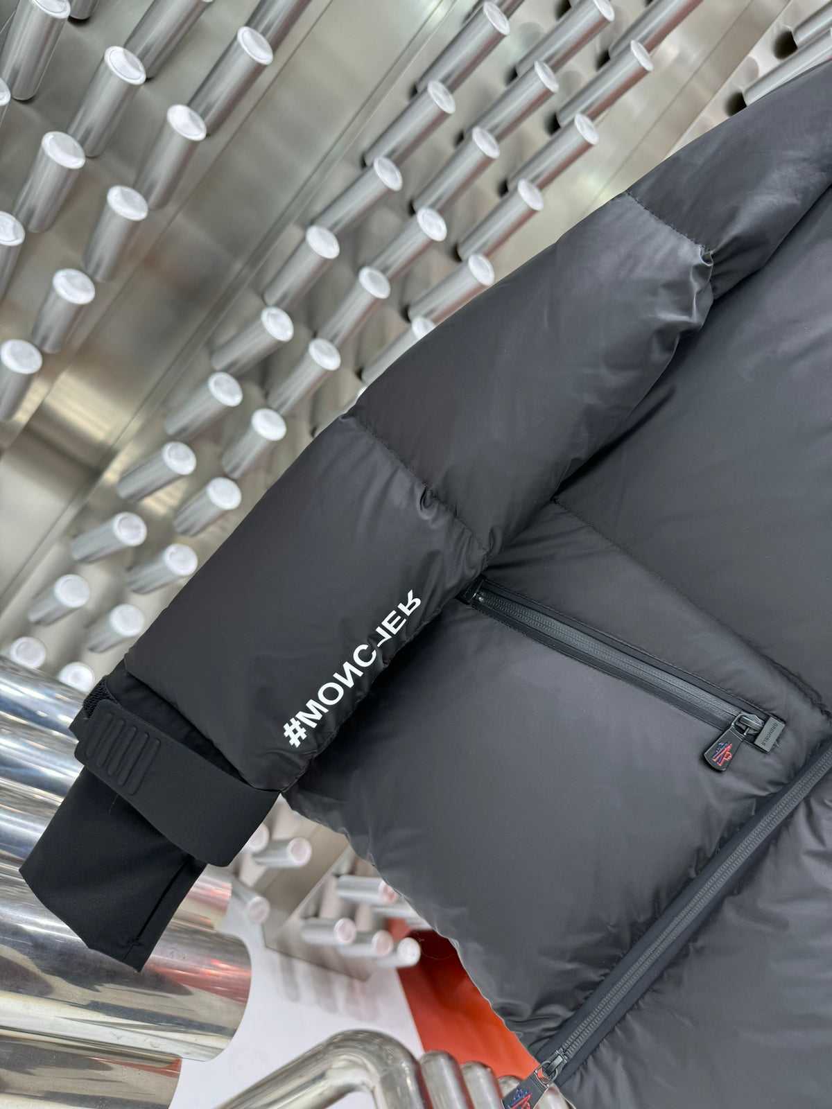 Moncler Hooded Stand-Collar Down Puffer Jacket