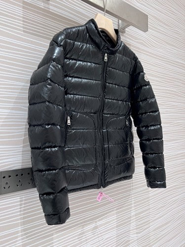 Moncler Acorus Lightweight Stand-Collar Down Jacket – Black