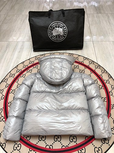 Canada Goose Crofton 2252 Hooded Down Puffer Jacket – Black/Silver