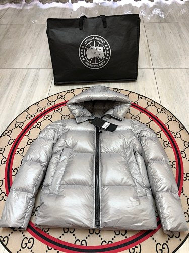 Canada Goose Crofton 2252 Hooded Down Puffer Jacket – Black/Silver