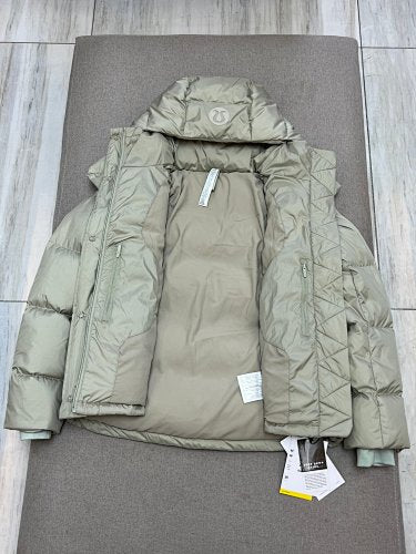 lululemon Wunder Puff Windproof Water-Repellent Jacket