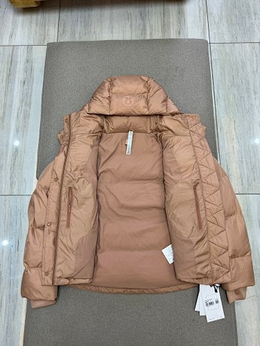 lululemon Wunder Puff Windproof Water-Repellent Jacket