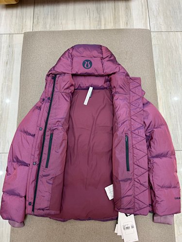 lululemon Wunder Puff Windproof Water-Repellent Jacket