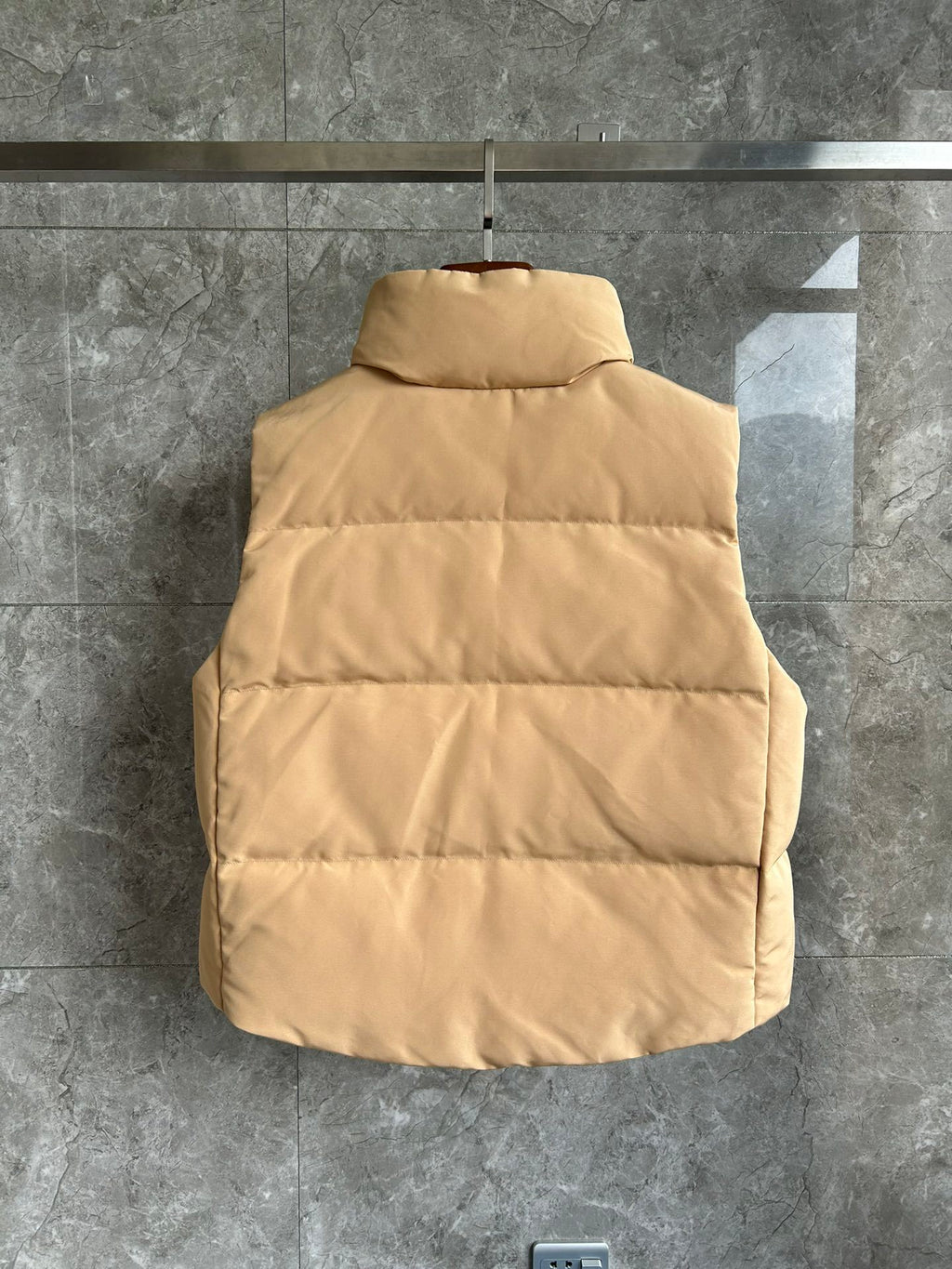Canada Goose Grandview Black Label Cropped Down Vest