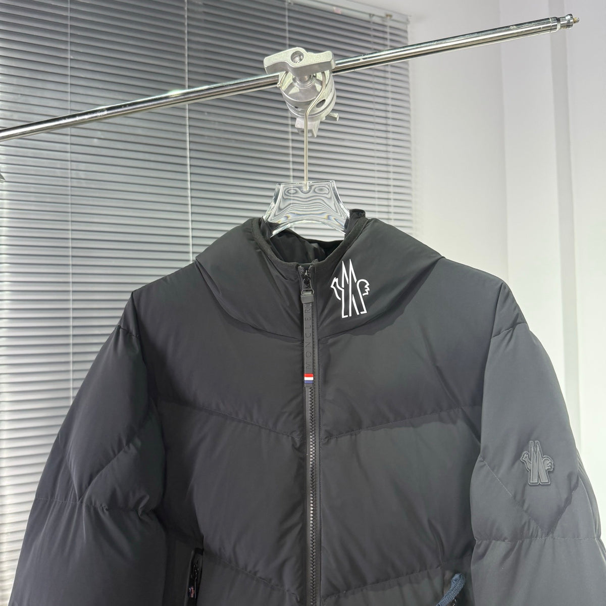 Moncler Grenoble Arcesaz Hooded Puffer Jacket - Black