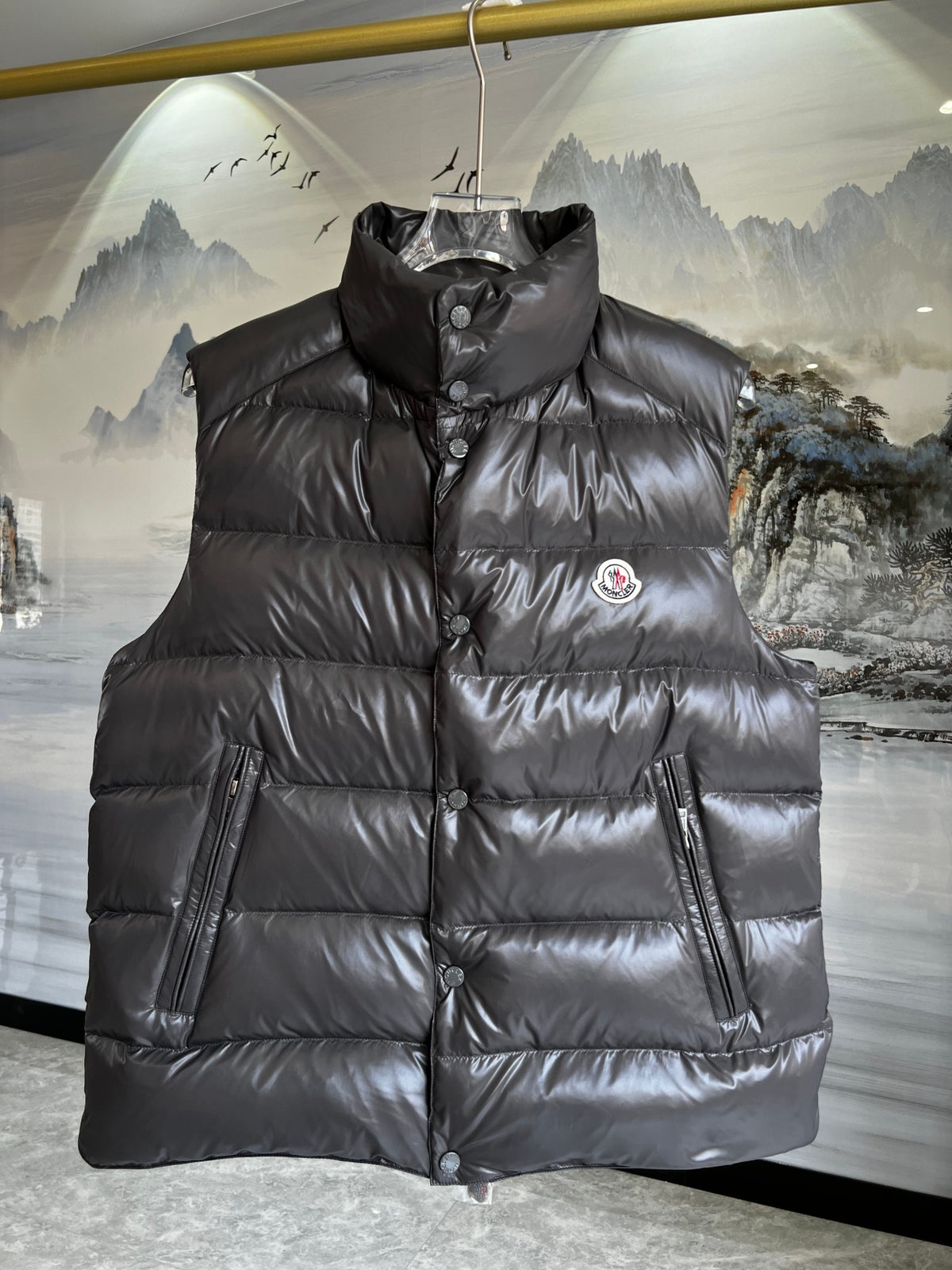 Moncler Stand-Collar Puffer Vest with Snap-Button Front