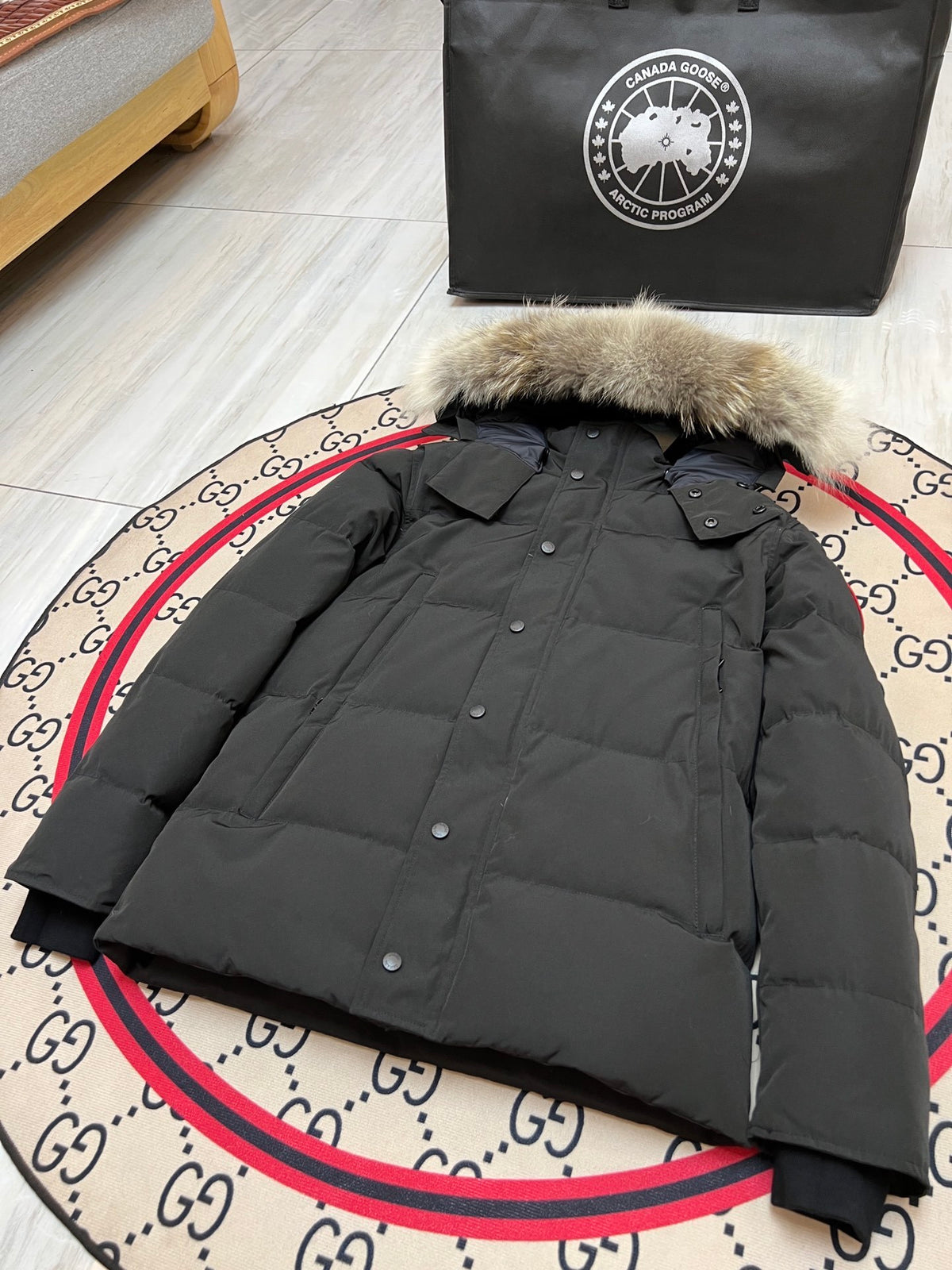 Canada Goose Unisex Hooded Puffer Jacket with Fur-Look Trim