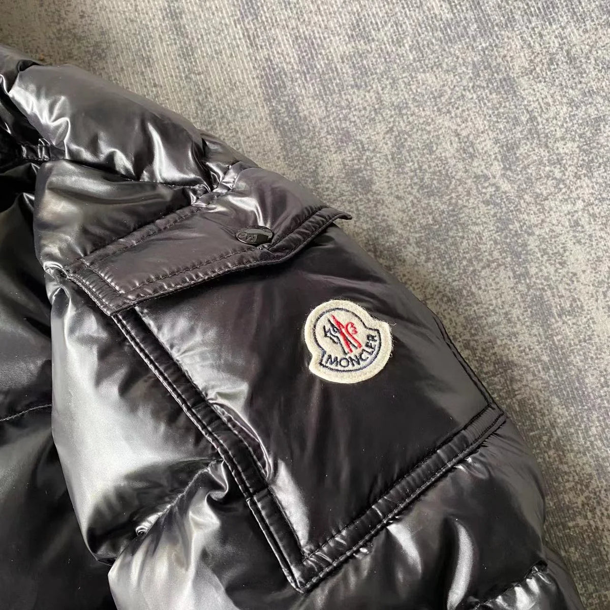 Moncler Maya Hooded Puffer Jacket – Black