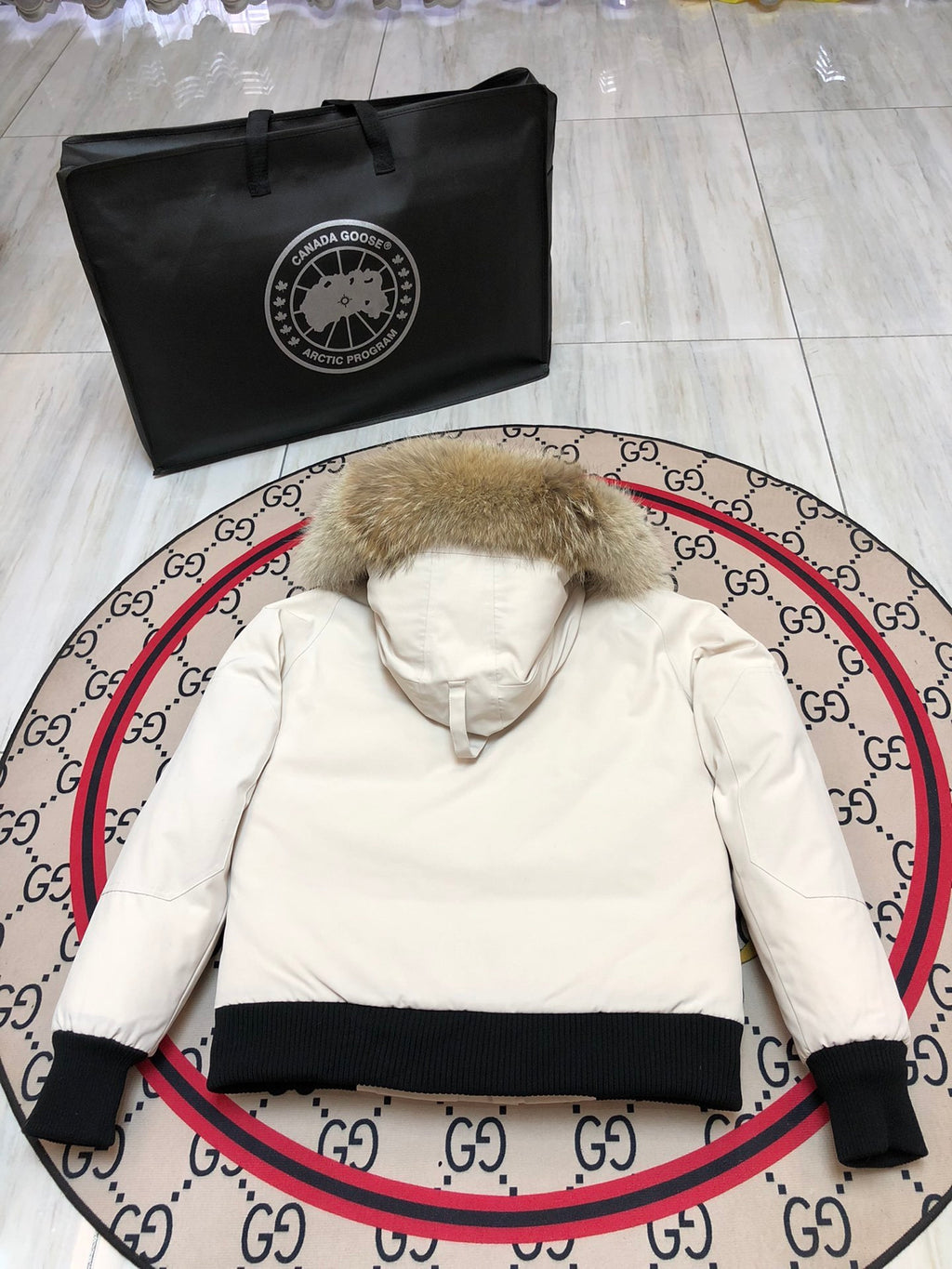 Canada Goose Chilliwack Hooded Bomber Jacket
