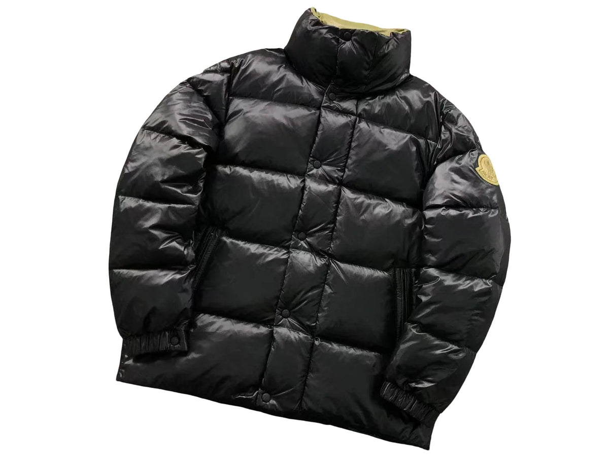 Moncler Sumido Down Jacket – Black