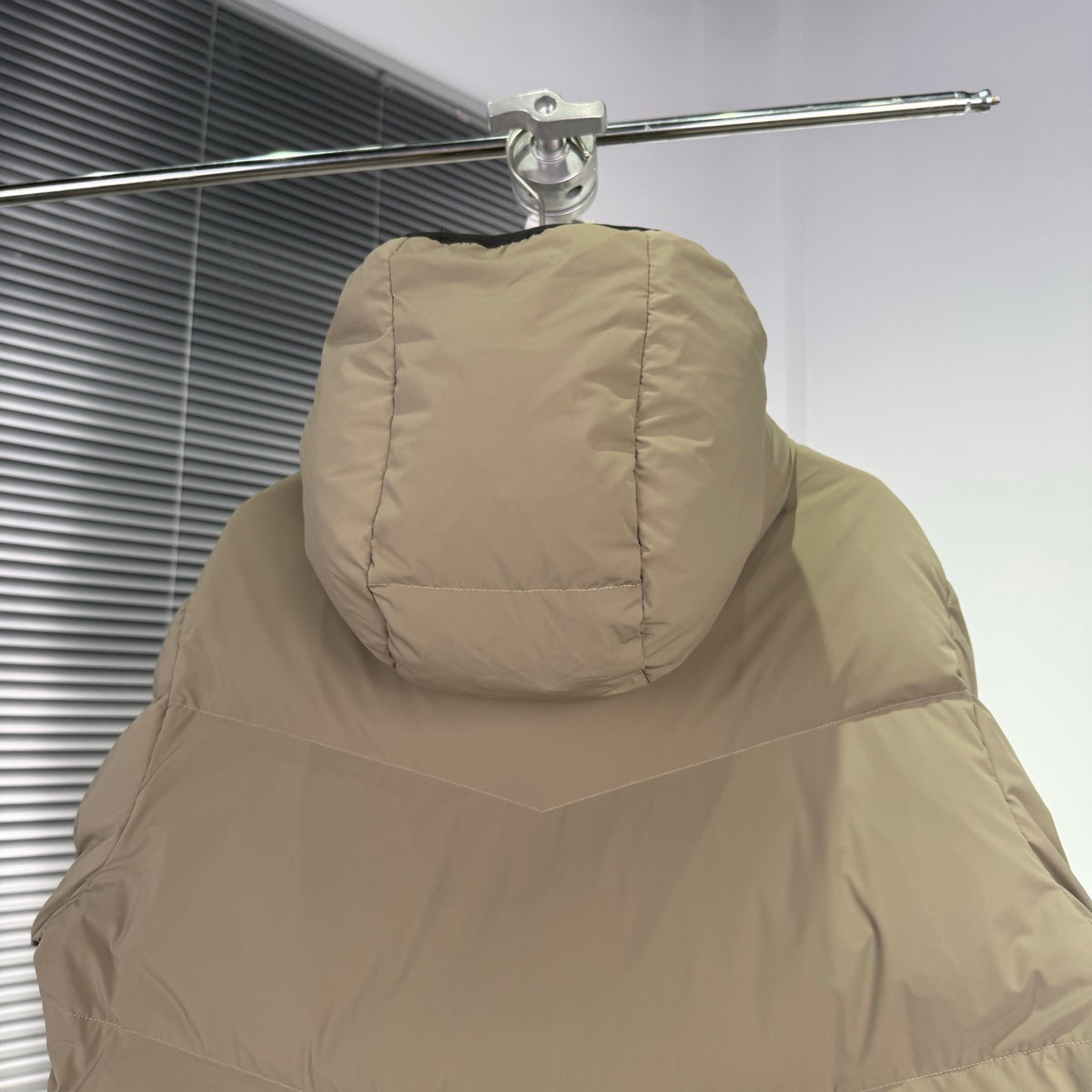 Moncler Grenoble Arcesaz Hooded Puffer Jacket - Beige