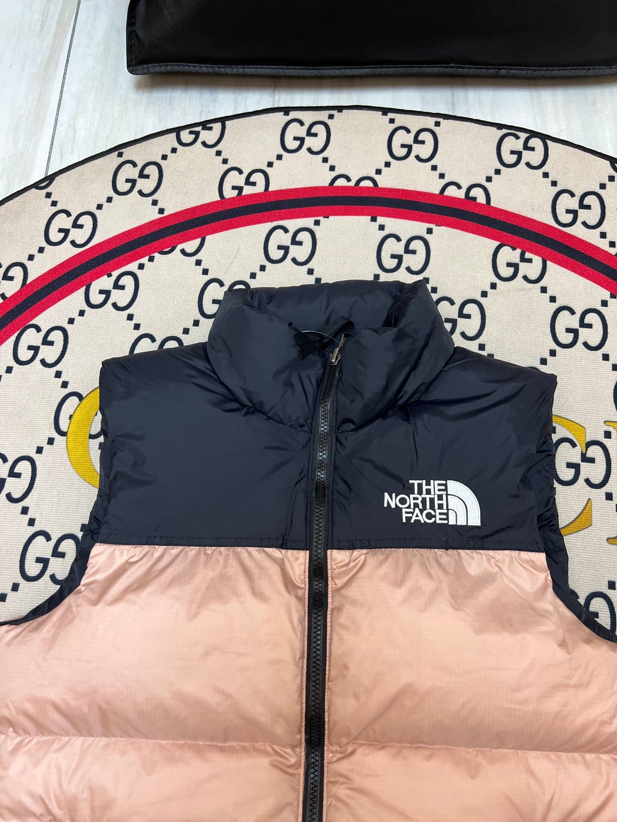The North Face Unisex Colorblock Puffer Vest