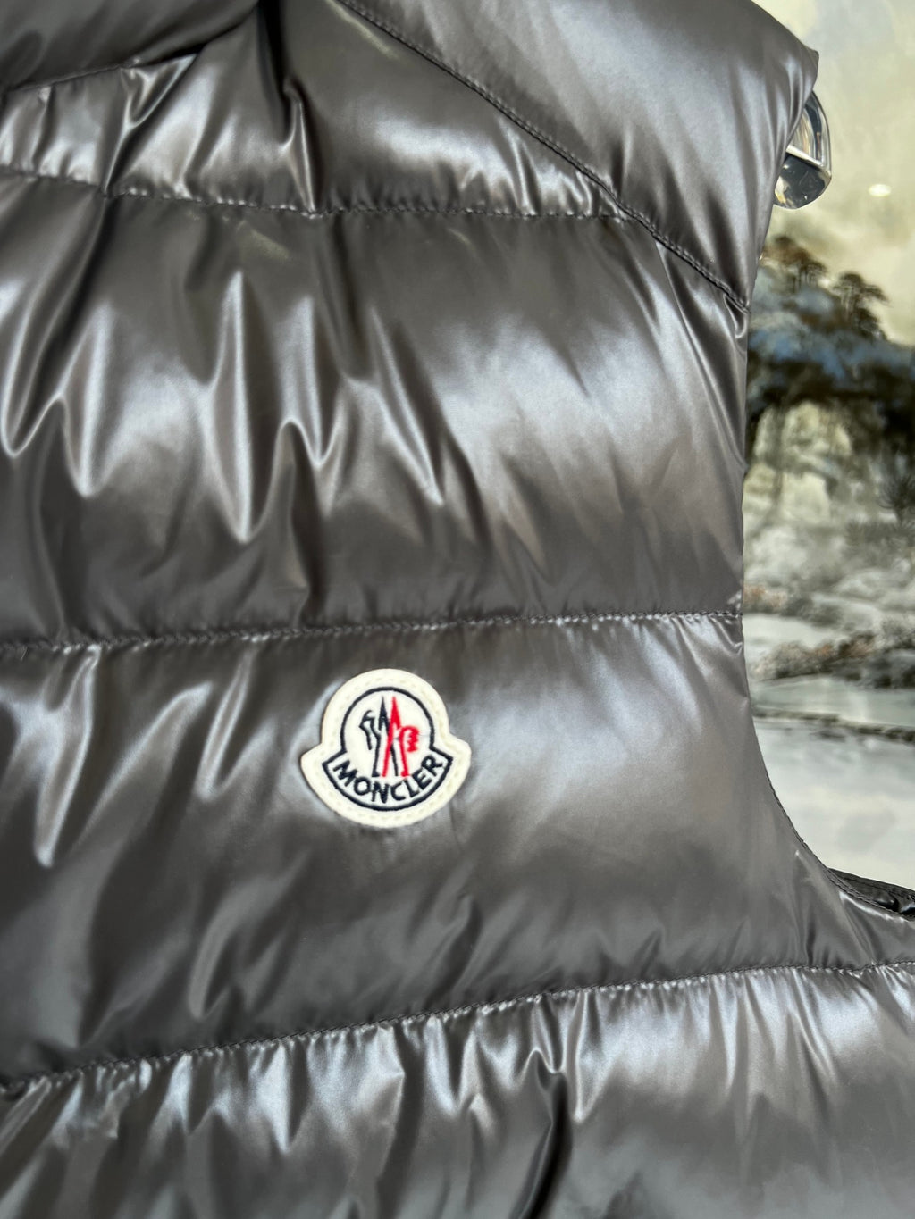 Moncler Stand-Collar Puffer Vest with Snap-Button Front