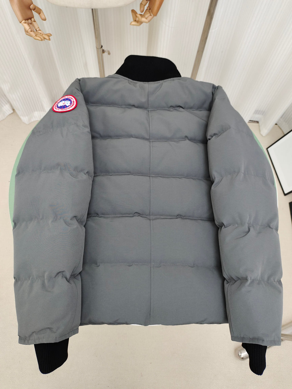 Canada Goose Stand-Collar Puffer Jacket with Contrast Ribbed Trim