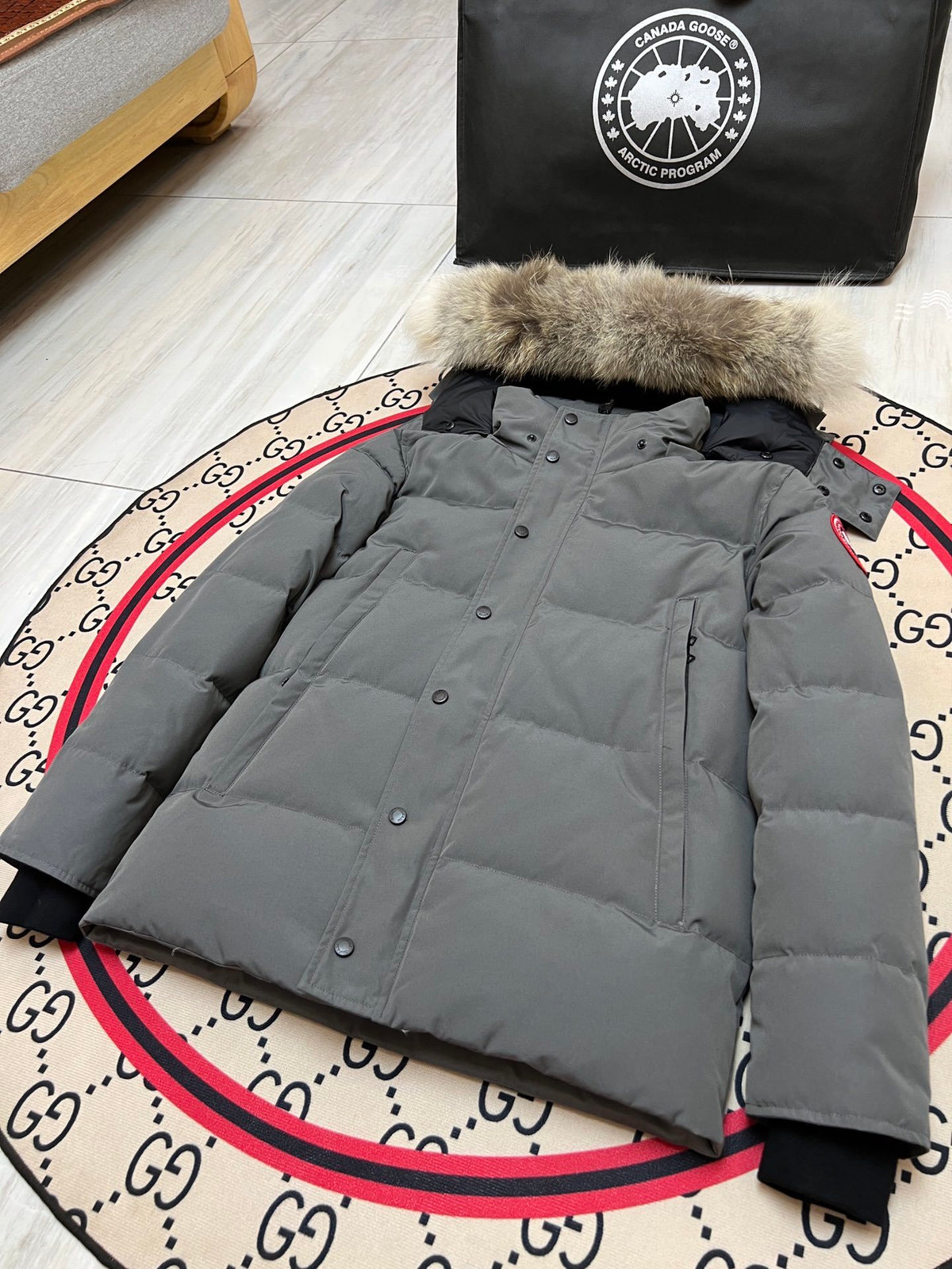 Canada Goose Unisex Hooded Puffer Jacket with Fur-Look Trim