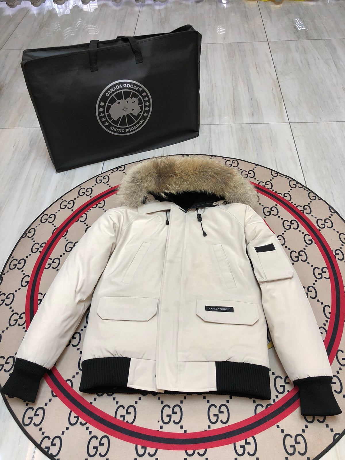Canada Goose Chilliwack Hooded Bomber Jacket