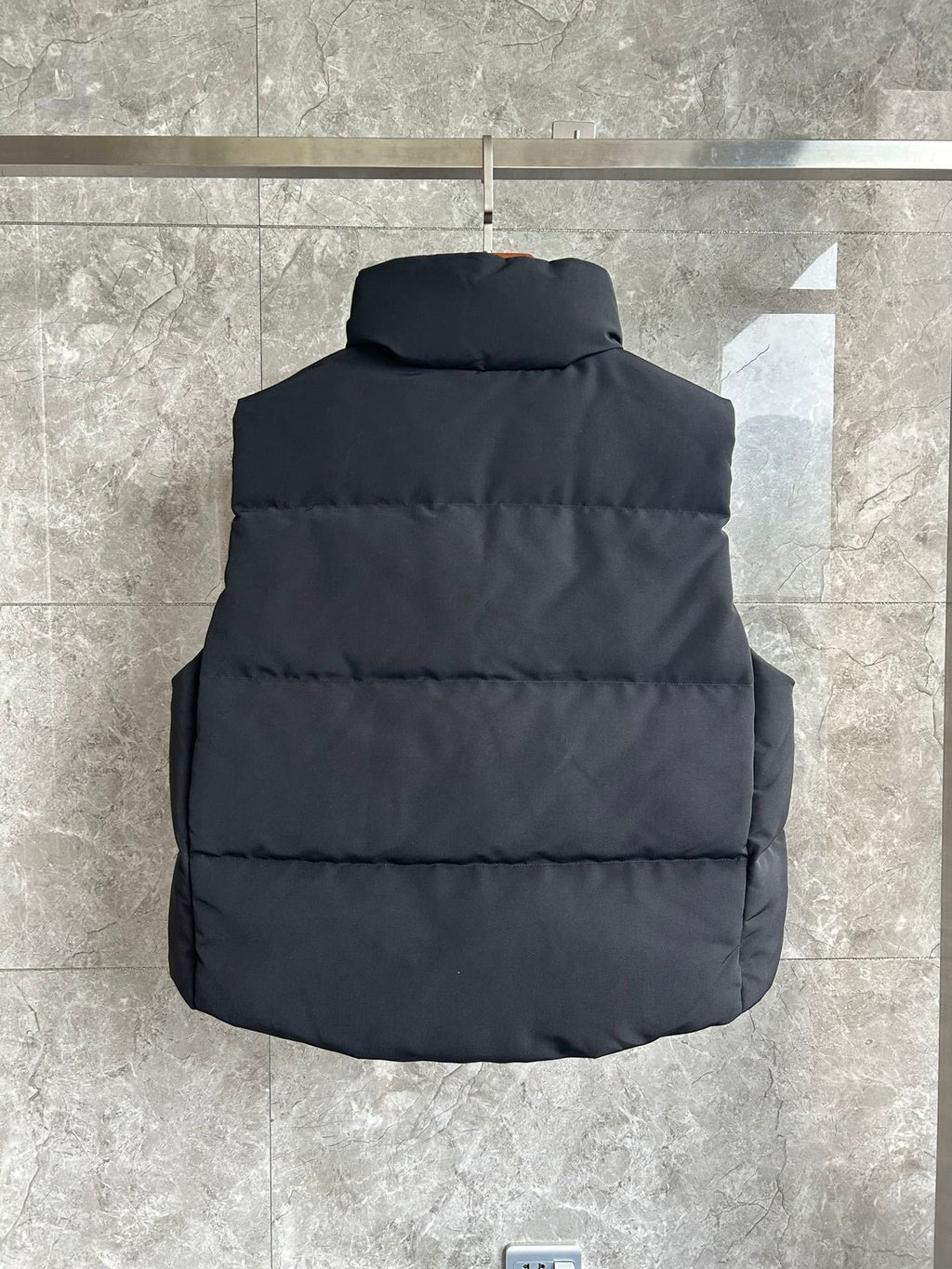 Canada Goose Grandview Black Label Cropped Down Vest