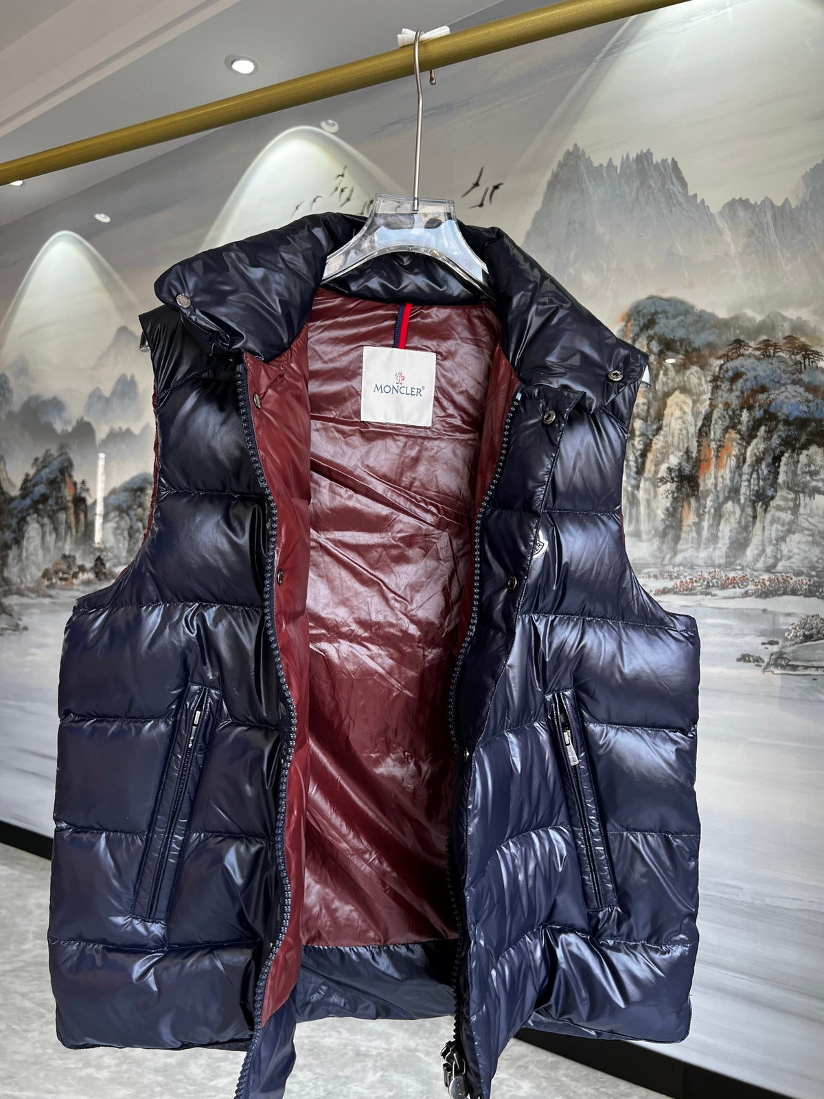 Moncler Stand-Collar Puffer Vest with Snap-Button Front