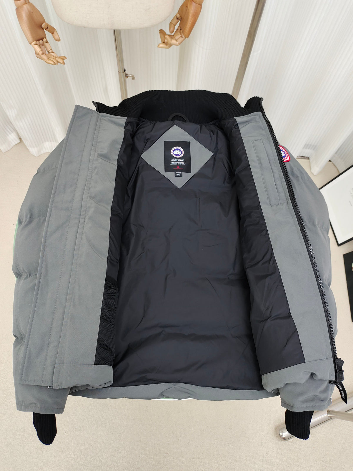 Canada Goose Stand-Collar Puffer Jacket with Contrast Ribbed Trim