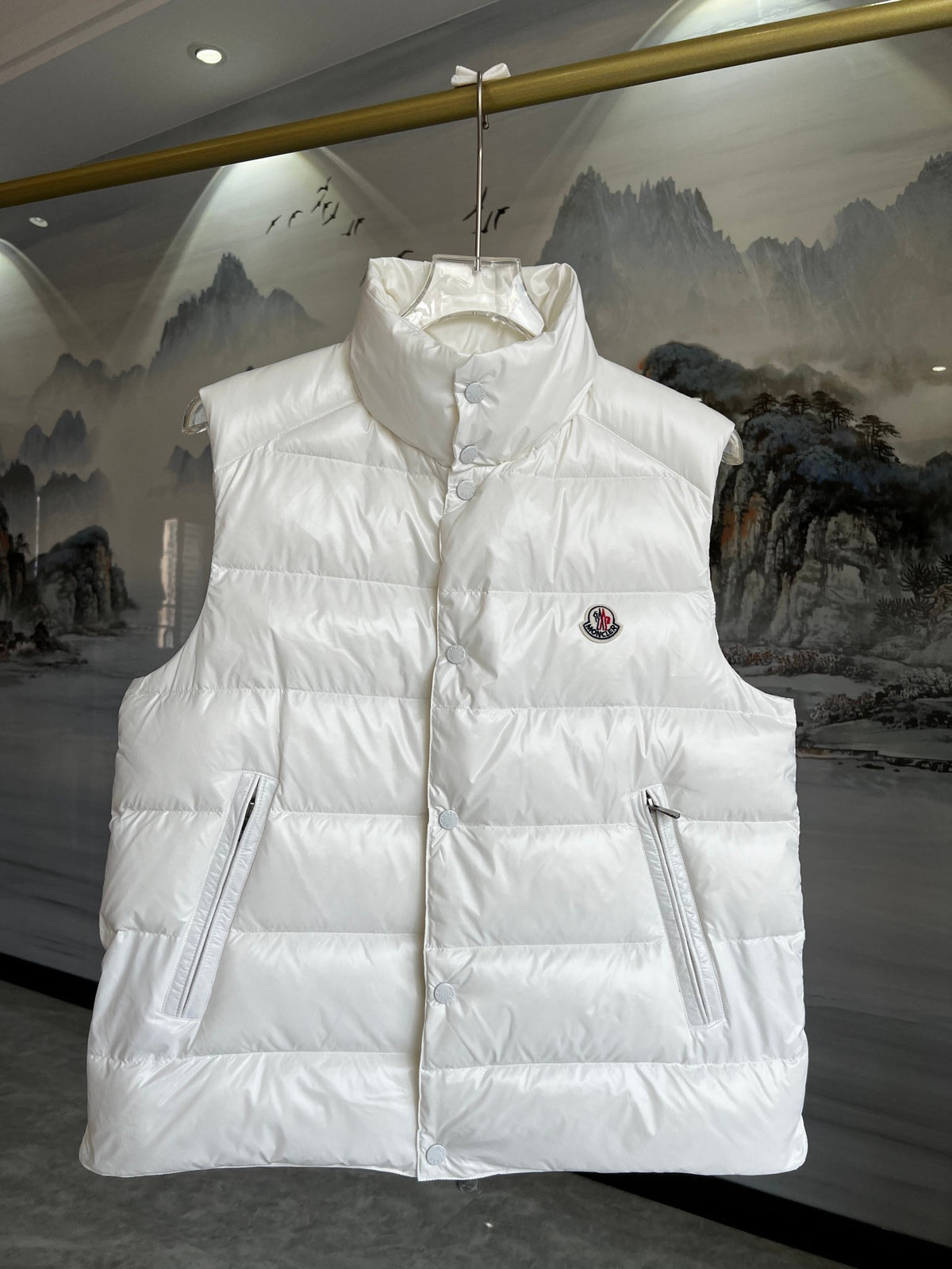 Moncler Stand-Collar Puffer Vest with Snap-Button Front