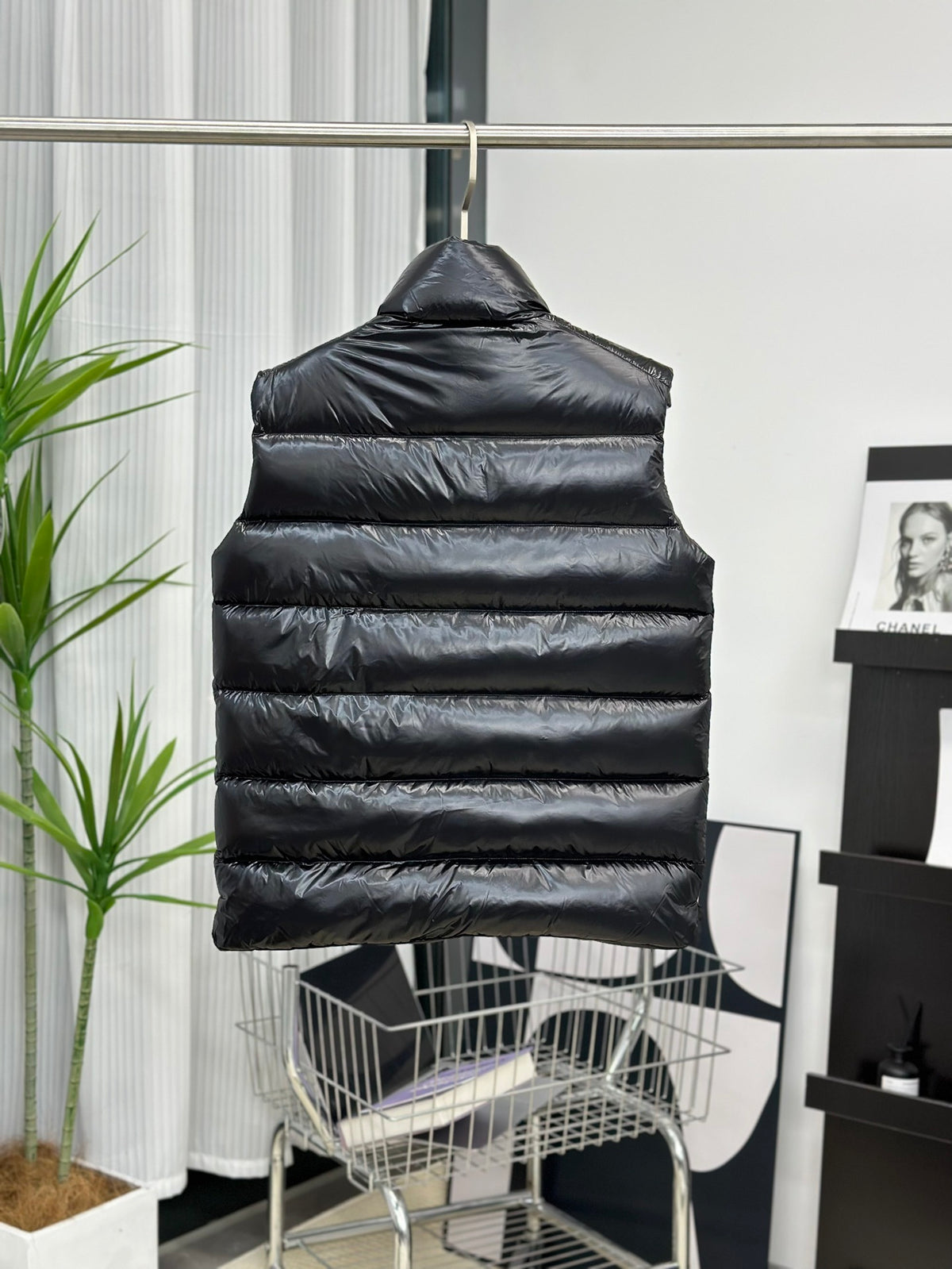 Moncler Stand-Collar Puffer Vest with Snap-Button Front