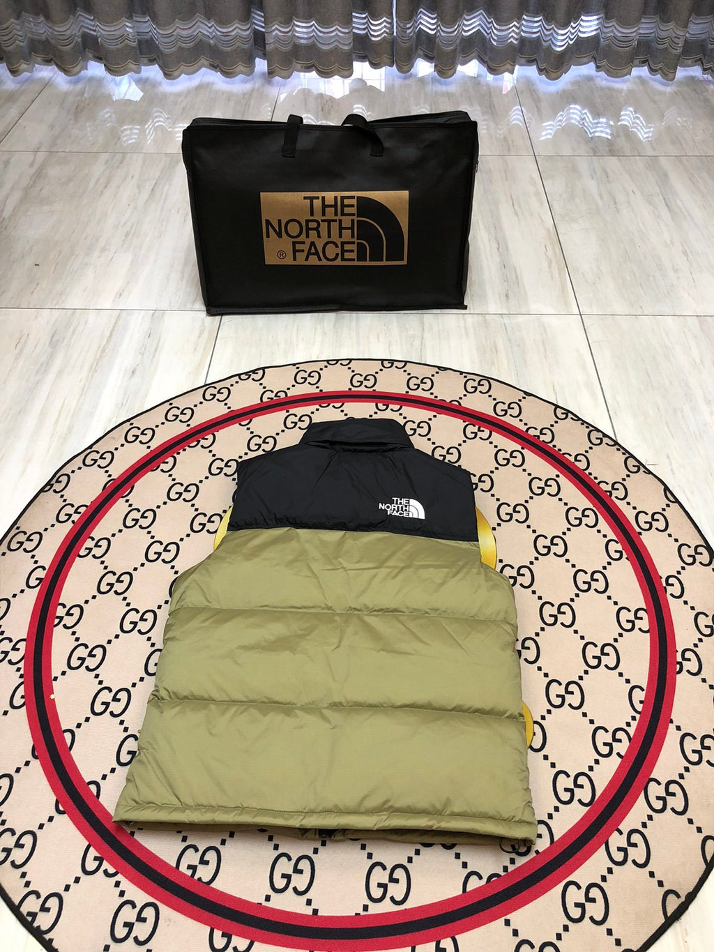 The North Face Unisex Colorblock Puffer Vest