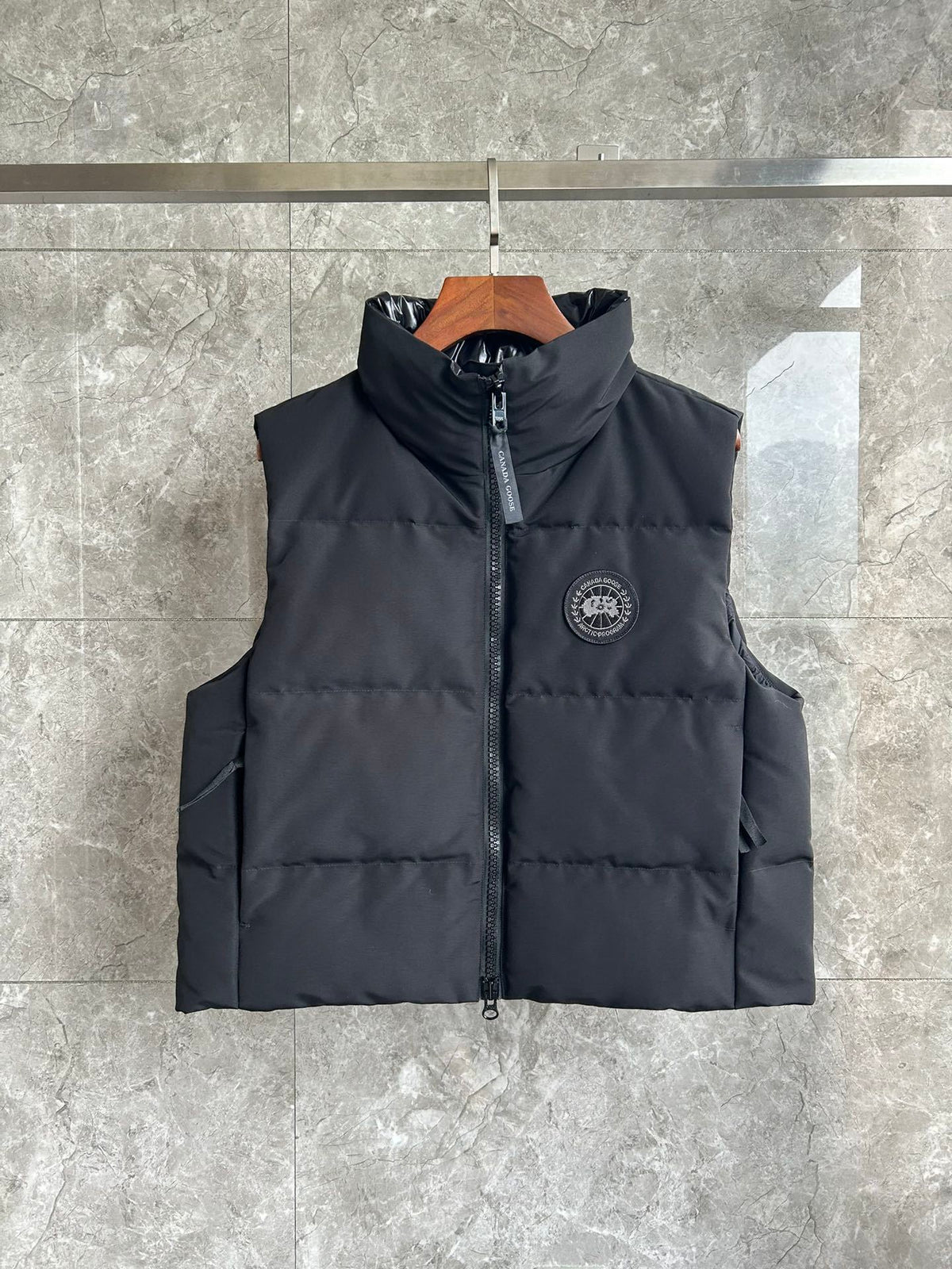 Canada Goose Grandview Black Label Cropped Down Vest