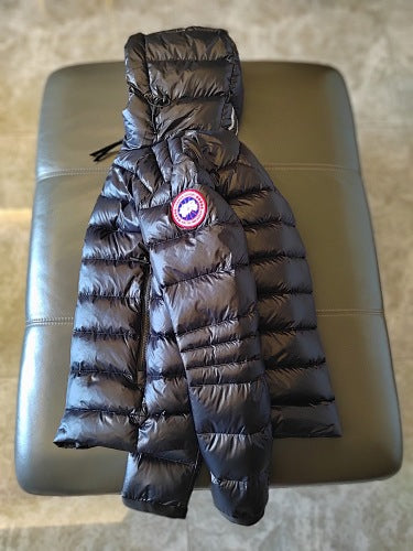 Canada Goose 2227 Glossy Hooded Puffer Jacket