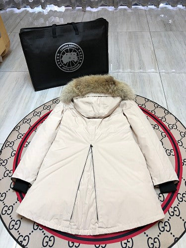 Canada Goose Women's Fishtail Hooded Parka - Cream