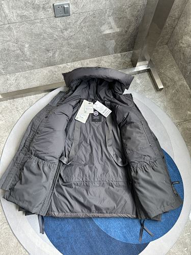 Canada Goose 2058 Expedition Parka